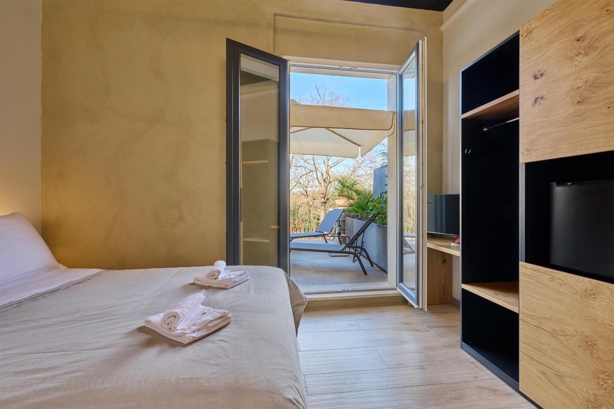 La Dama Country Rooms Monteriggioni Exterior foto